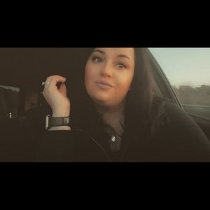 Meet your Posher, Samantha